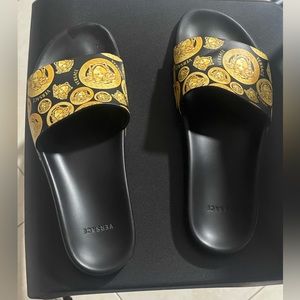 Versace slide